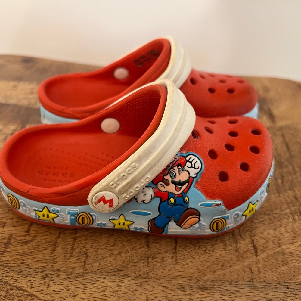 Super Mario Kids Crocs - Red and Blue